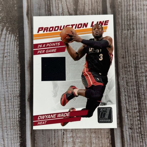 2010 Donruss Dwyane Wade Production Line Jersey Patch Card 314/399 Miami Heat - Picture 1 of 3